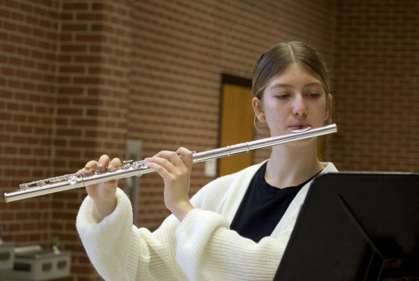 PRACTICE MAKES PERFECT
During her flex period, sophomore Harper Jones practices her flute for her solo and ensamble perfomance Thursdya, Jan. 30.